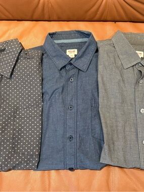 Mossimo Supply Co. Men's Button-Up Shirt Set of 3 -